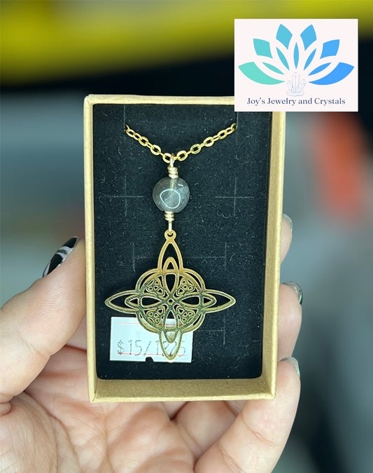 Stainless Steel Witch’s Knot Necklace with Labradorite