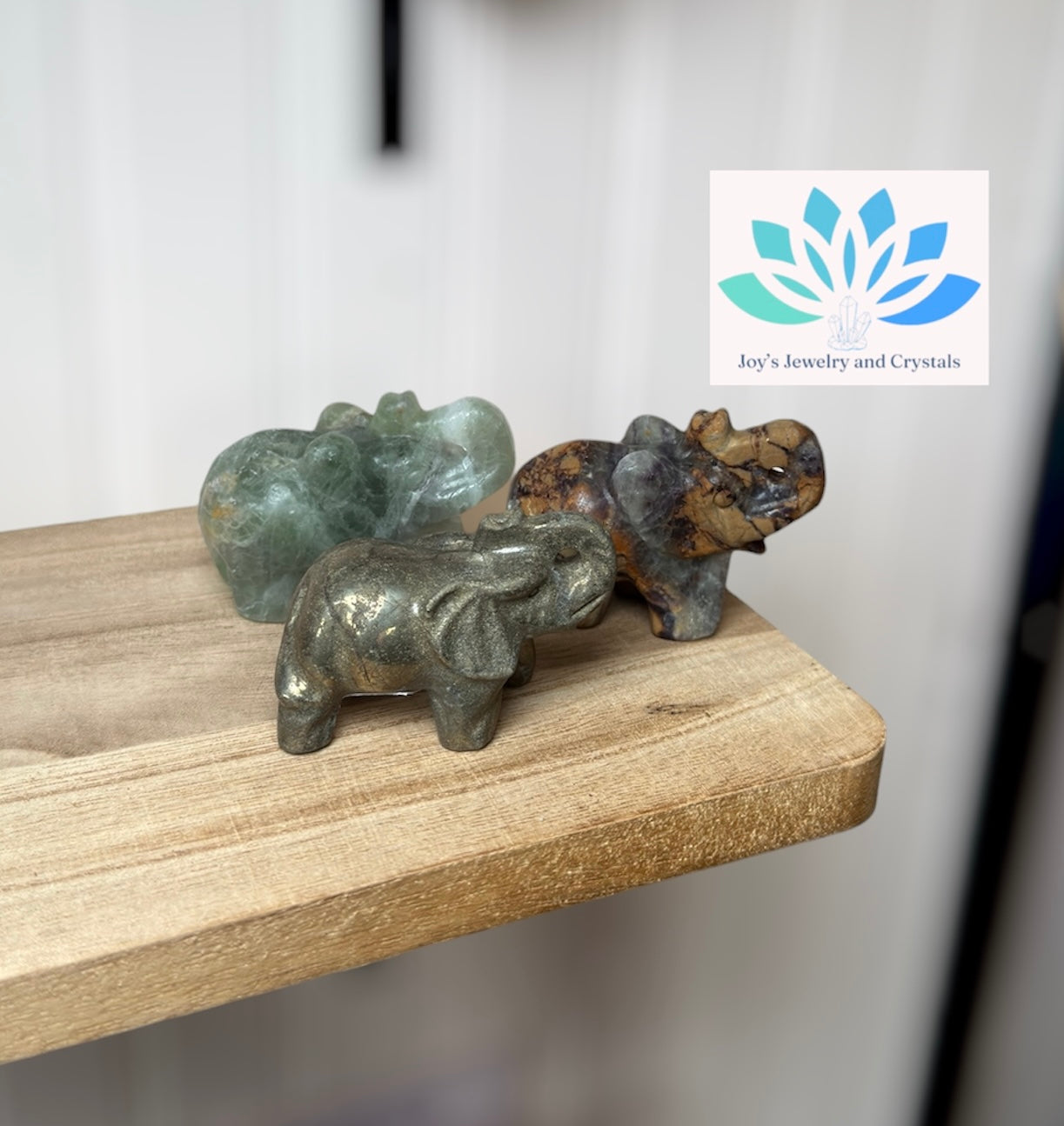 Medium Elephants Carvings